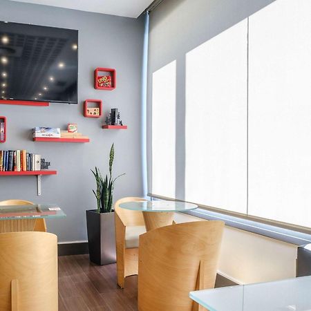 Ibis Madrid Alcobendas Exterior photo