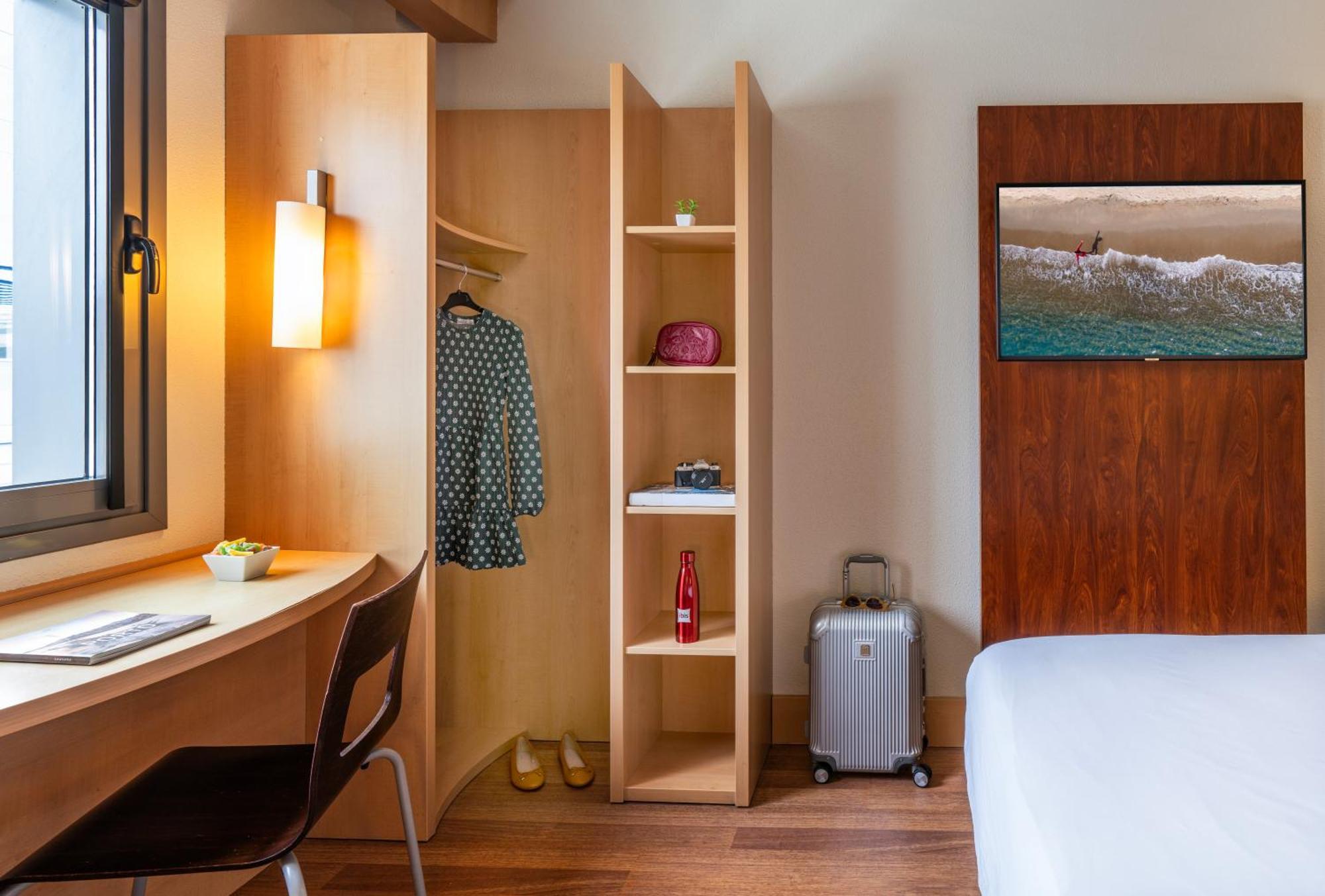 Ibis Madrid Alcobendas Exterior photo