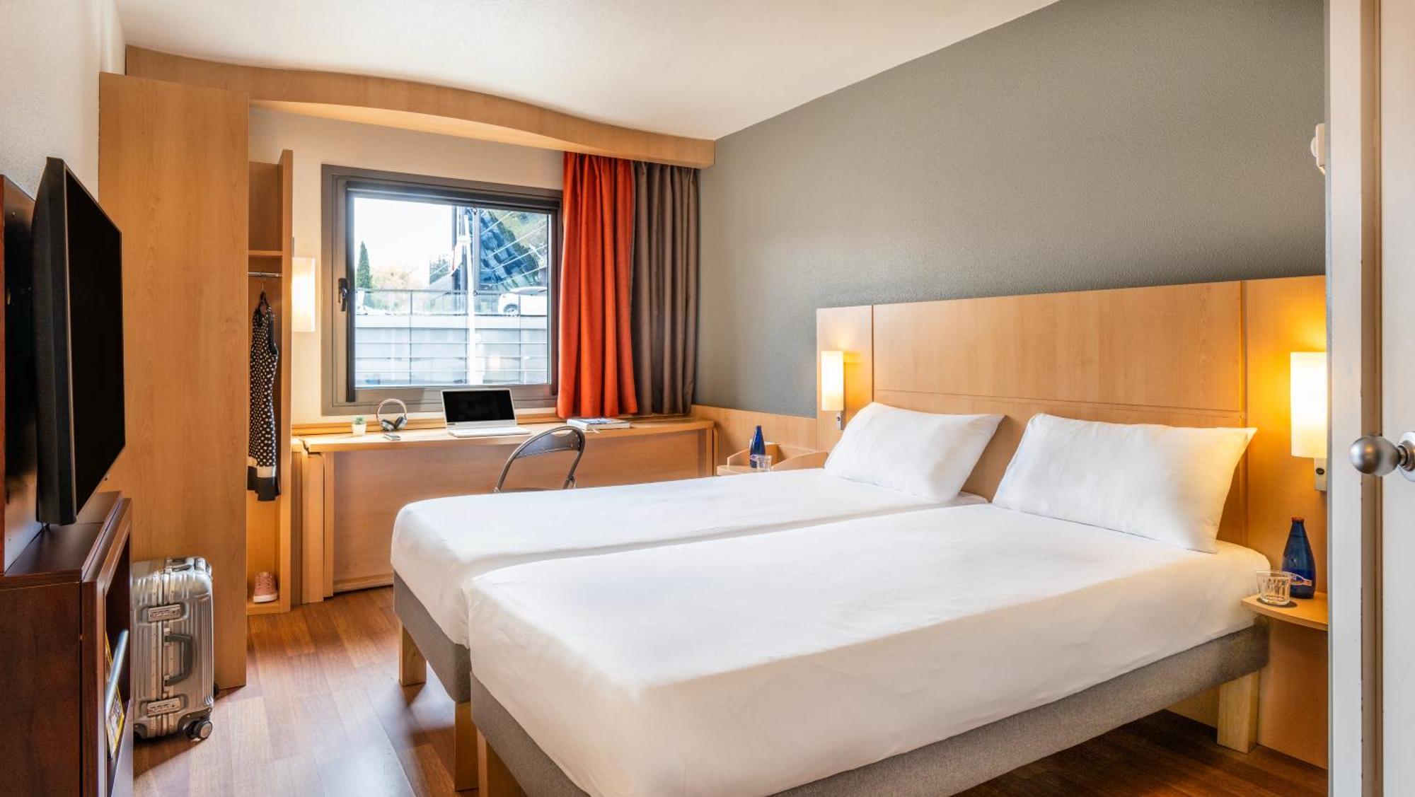 Ibis Madrid Alcobendas Exterior photo