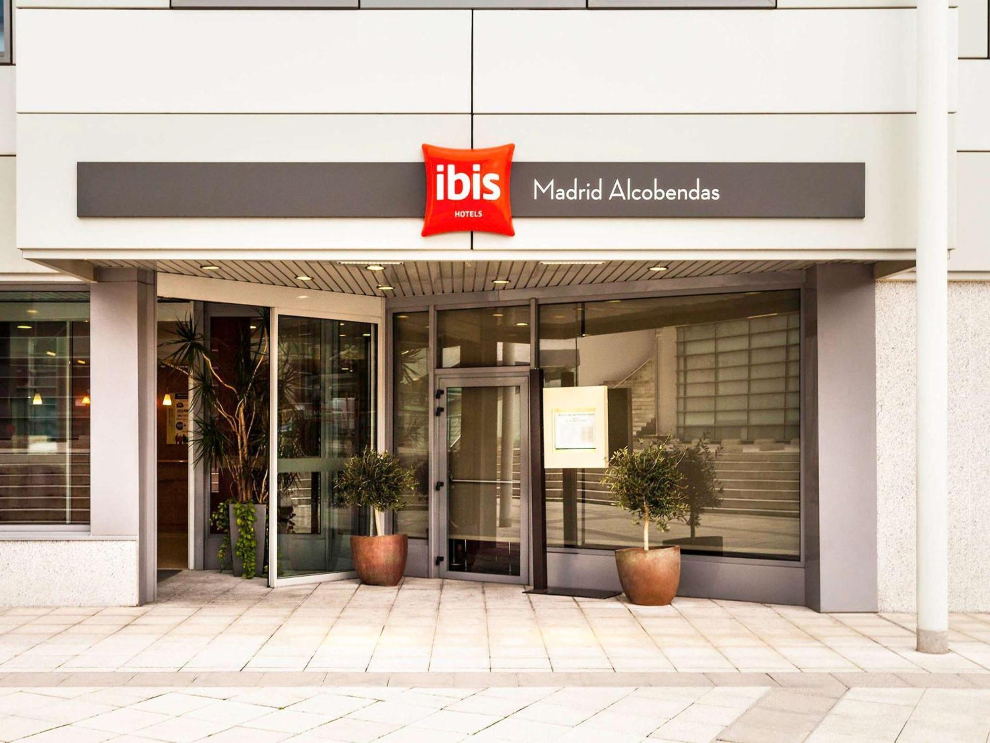 Ibis Madrid Alcobendas Exterior photo